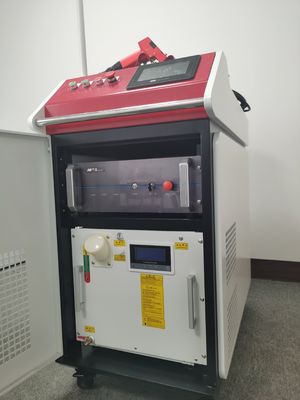 Elastyczna obsługa Ręczna spawarka laserowa JPT 1500W 2000W do materiałów metalowych