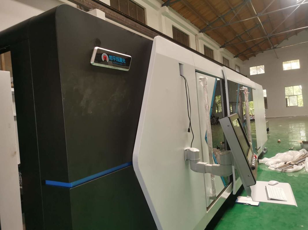 IPG 20mm CNC do cięcia metalu 8025 Laserowa maszyna do cięcia blachy stalowej