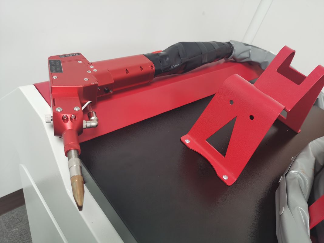 Ręczna spawarka laserowa 1000 W 1080nm 6 trybów Ergonomiczna konstrukcja