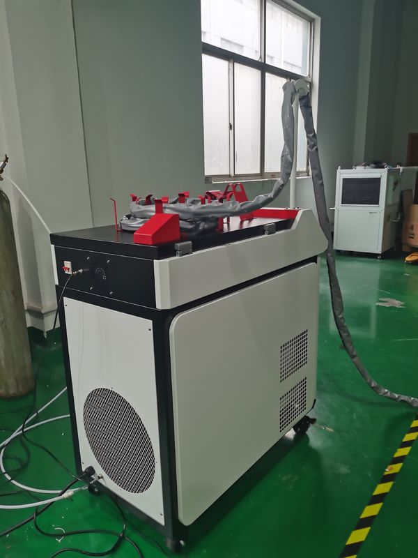 Smooth Seam 8m 1000W Przenośna spawarka 220v do materiałów metalowych