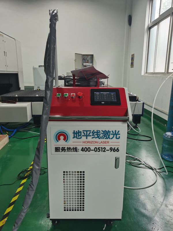Smooth Seam 8m 1000W Przenośna spawarka 220v do materiałów metalowych