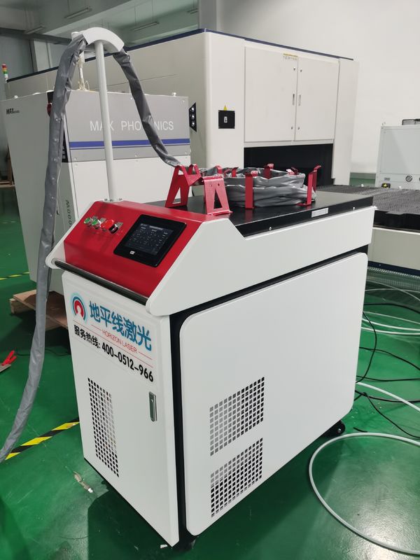 Smooth Seam 8m 1000W Przenośna spawarka 220v do materiałów metalowych