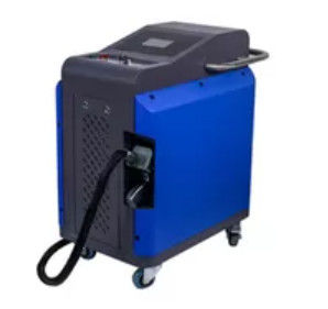 Ręczny jednofazowy laserowy odrdzewiacz metalu o mocy 100 W.